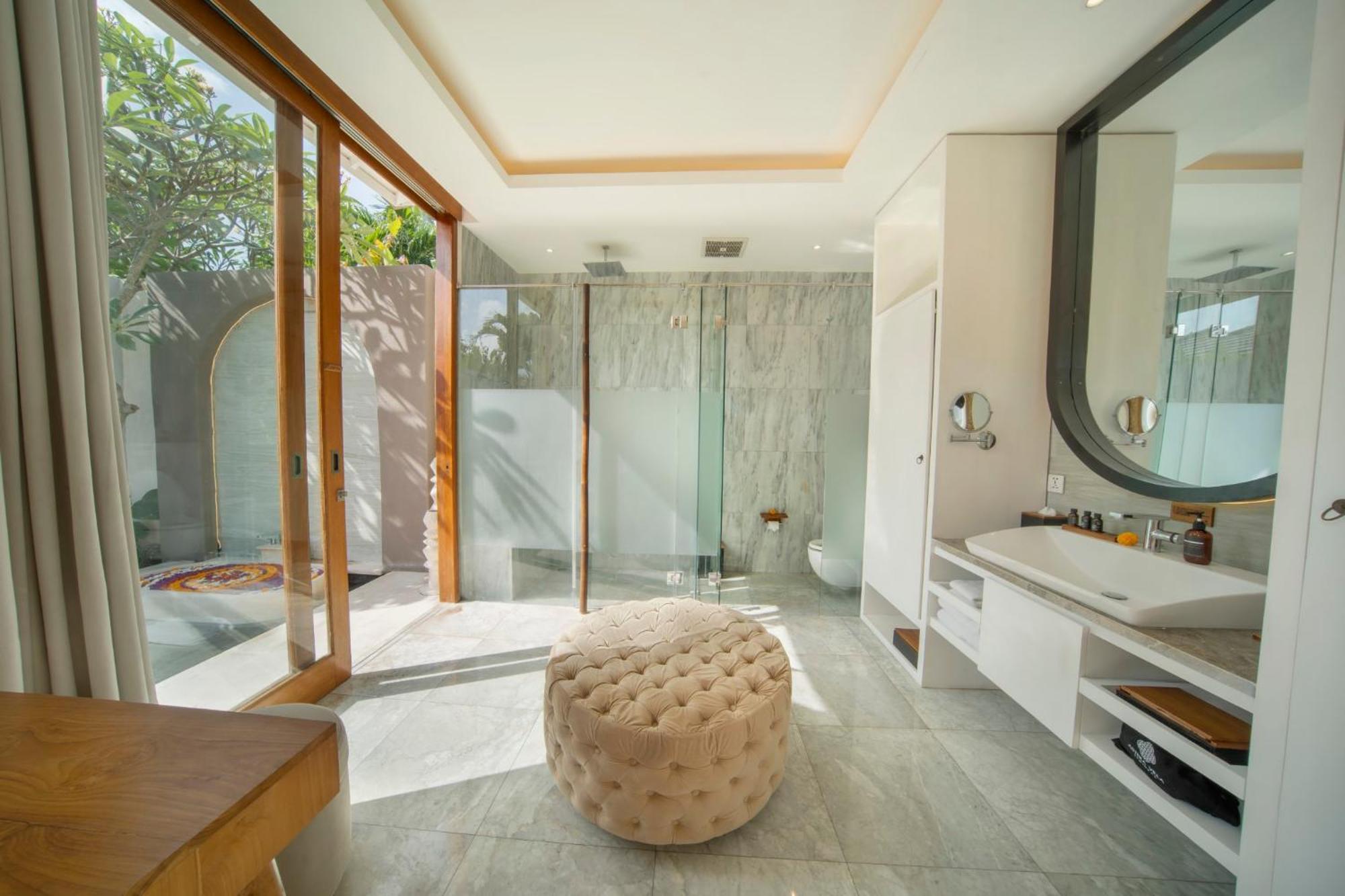 Astera Villa Seminyak By Ini Vie Hospitality Екстериор снимка